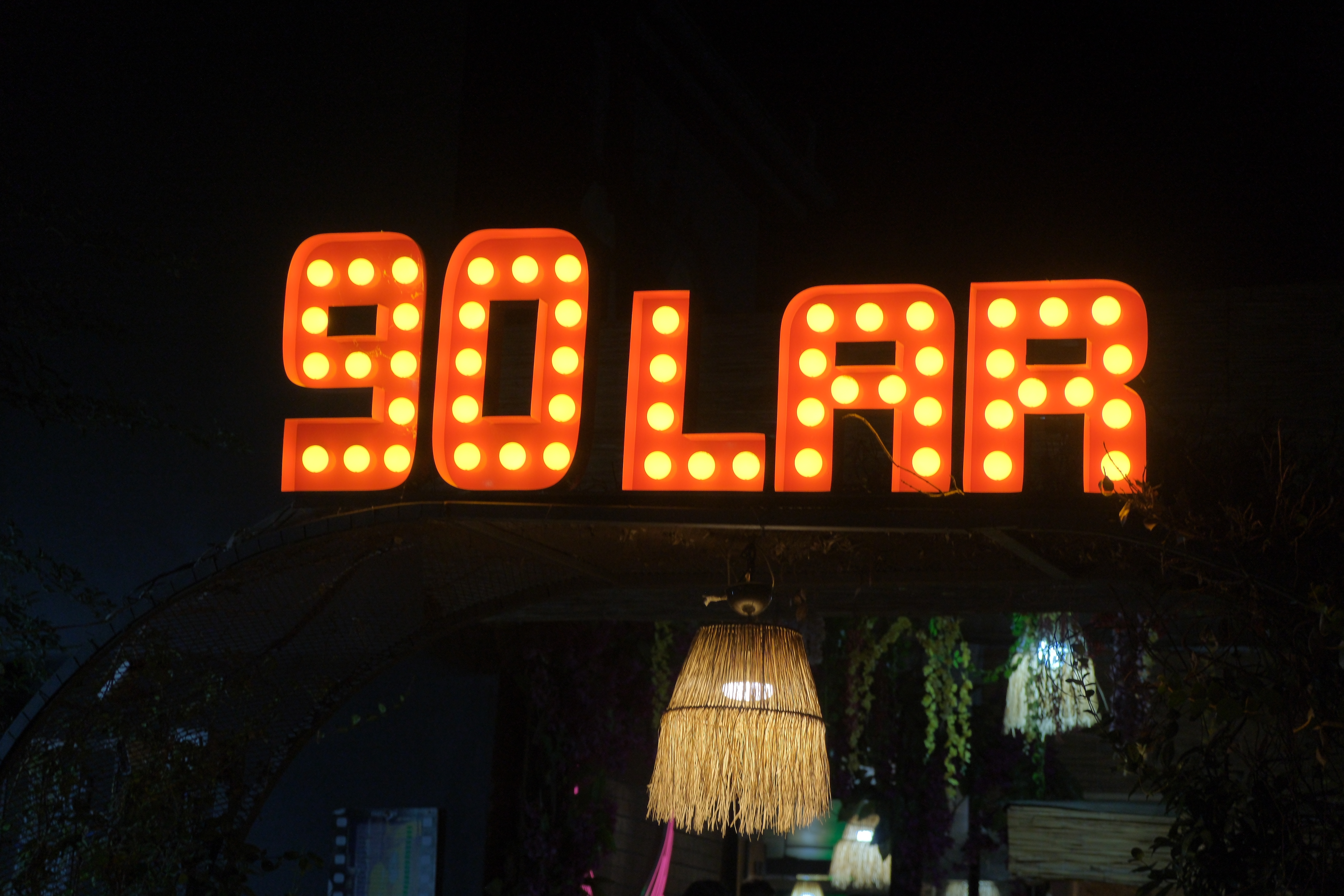 Cafe 90’lar’ın ferah iç mekânı